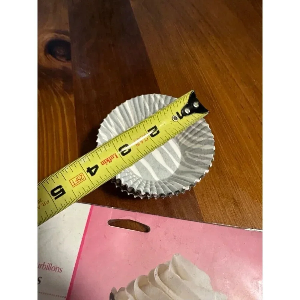 Wilton Cupcake Wraps and Zebra striped cupcake cups